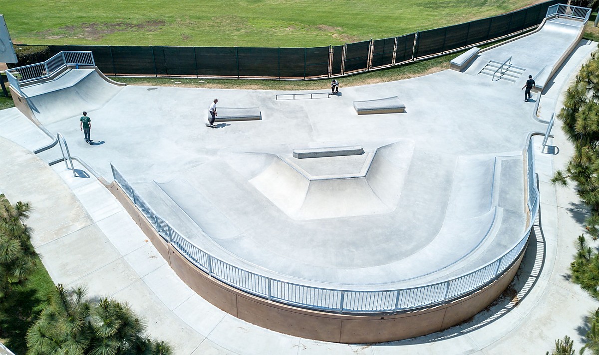 Manhattan beach skatepark